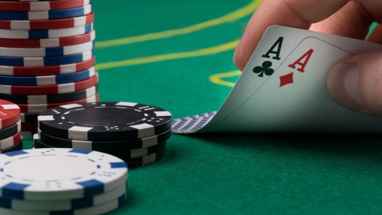 Online casinos give you more money